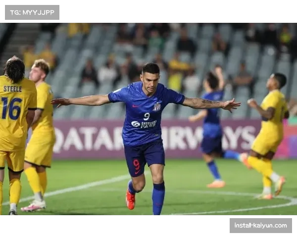 亚冠联赛阶段采用瑞士轮赛制 每队进行八场比赛决出排名